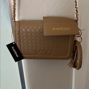 Bebe Taffy Woven W/CC & R-Wristlet Beige Crossbody Bag with Tassel